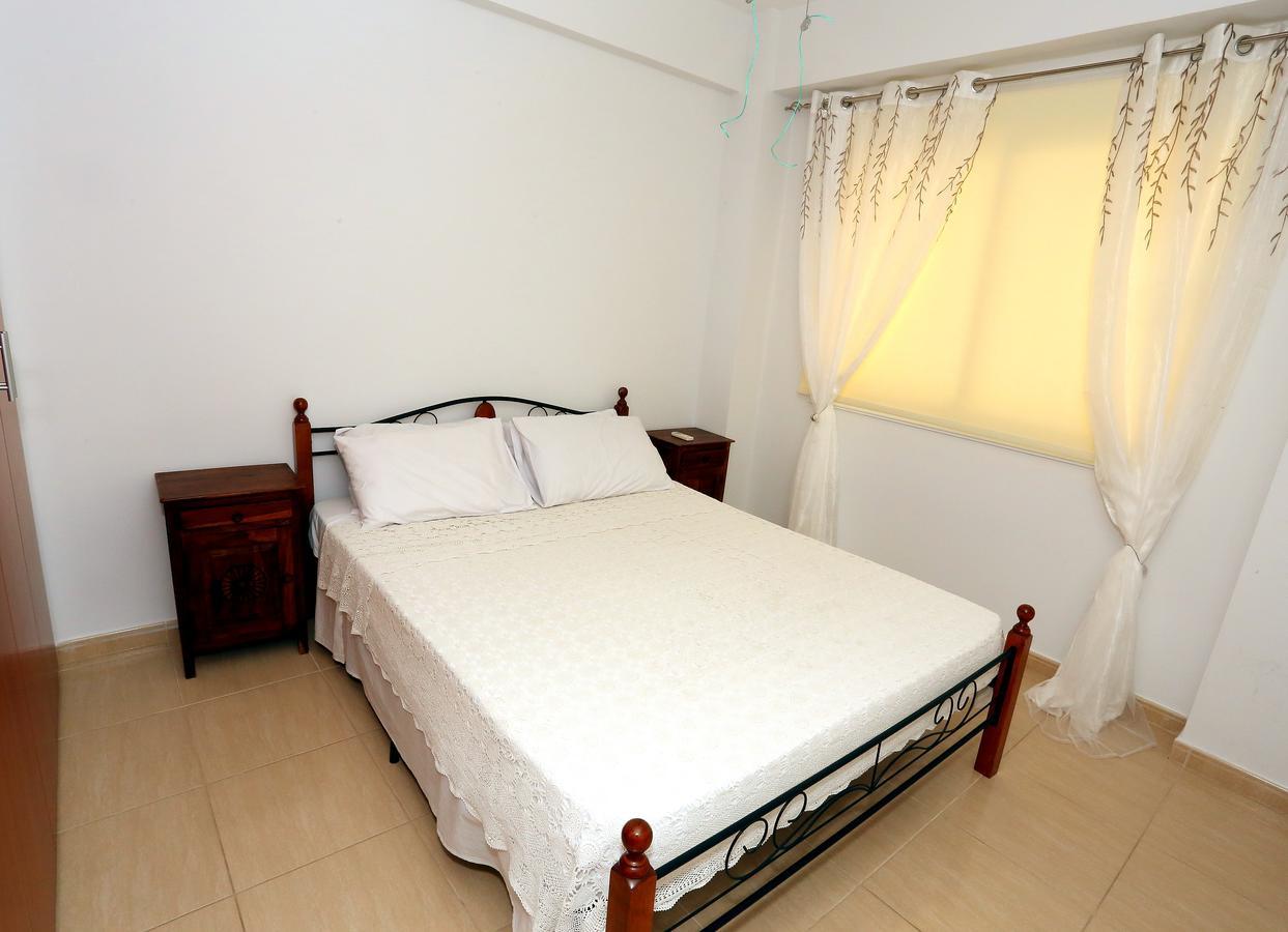 Penelope Court Apartment 102 Larnaca Exteriör bild