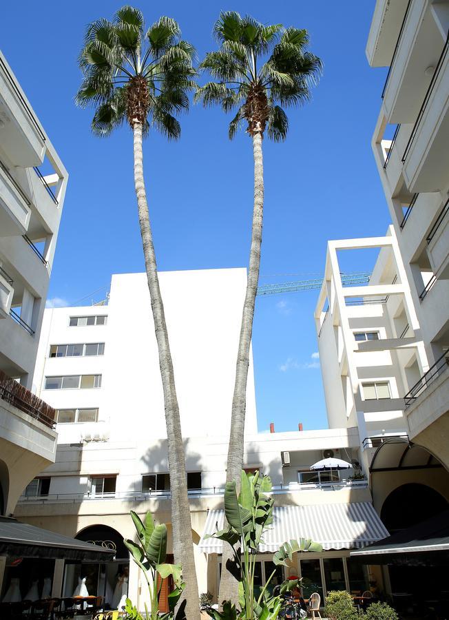 Penelope Court Apartment 102 Larnaca Exteriör bild