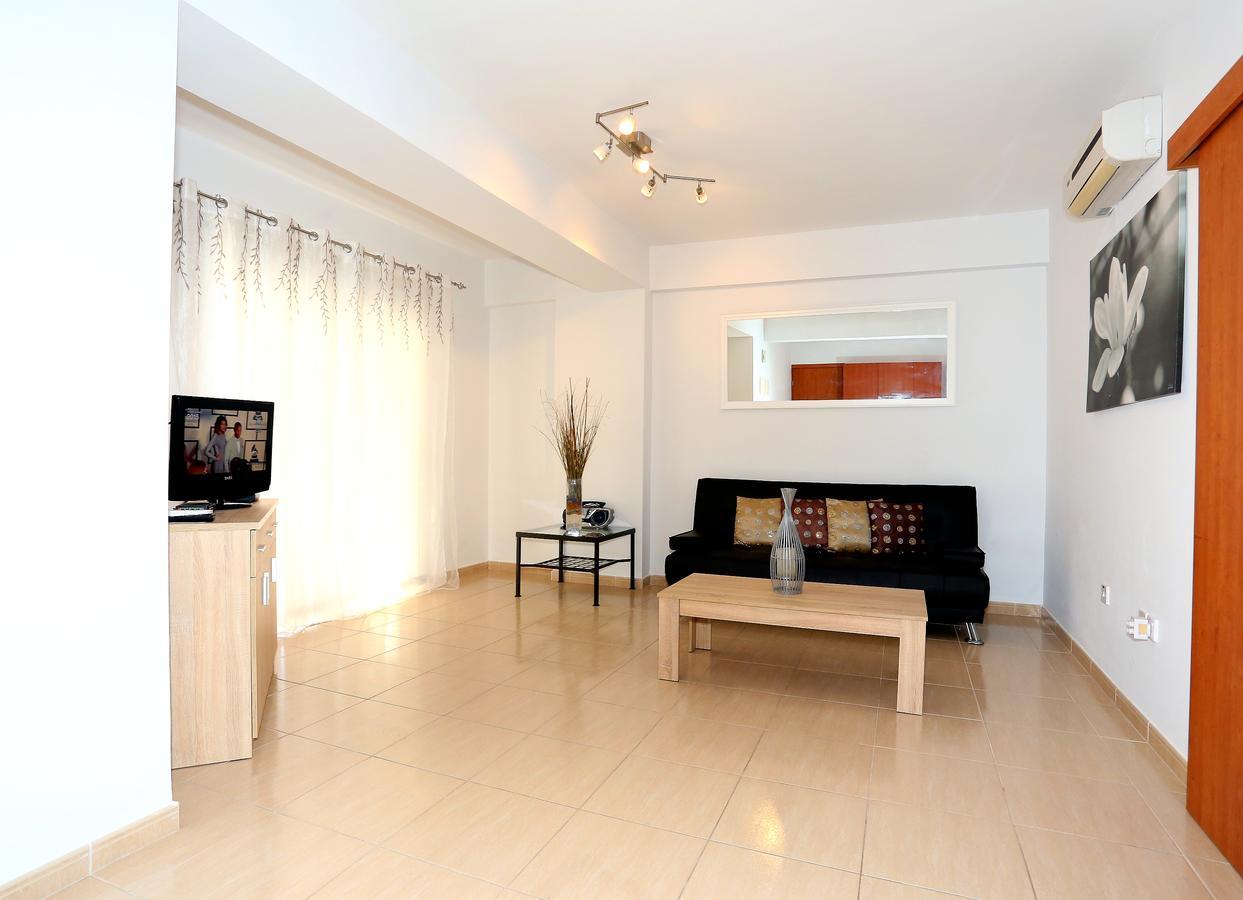 Penelope Court Apartment 102 Larnaca Exteriör bild